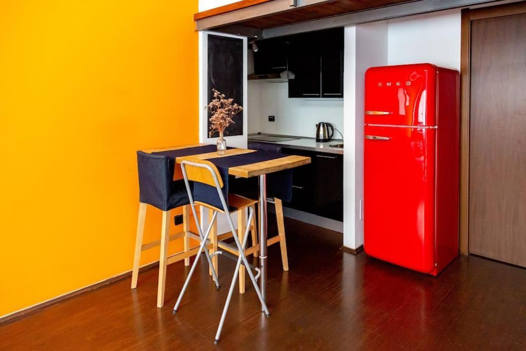 2 Min Da Porta Genova - Elegante Bilocale Lejlighed Milano Eksteriør billede